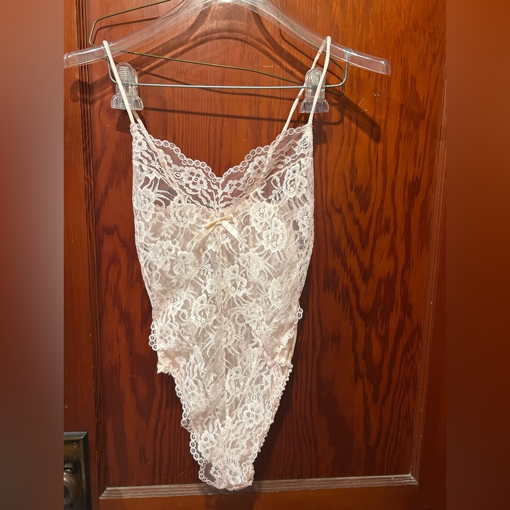 Vintage light cream 90s lace bodysuit sheer bow detail women’s small